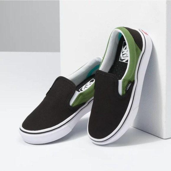 NEW Vans Kids 2-TONE Comfycush Slip-On Skate Shoe Cactus/Black Size 10.5K - Picture 1 of 11